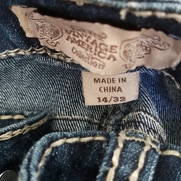 Jeans - Picture 3 of 4